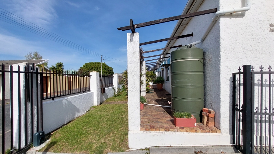 4 Bedroom Property for Sale in Strand North Western Cape